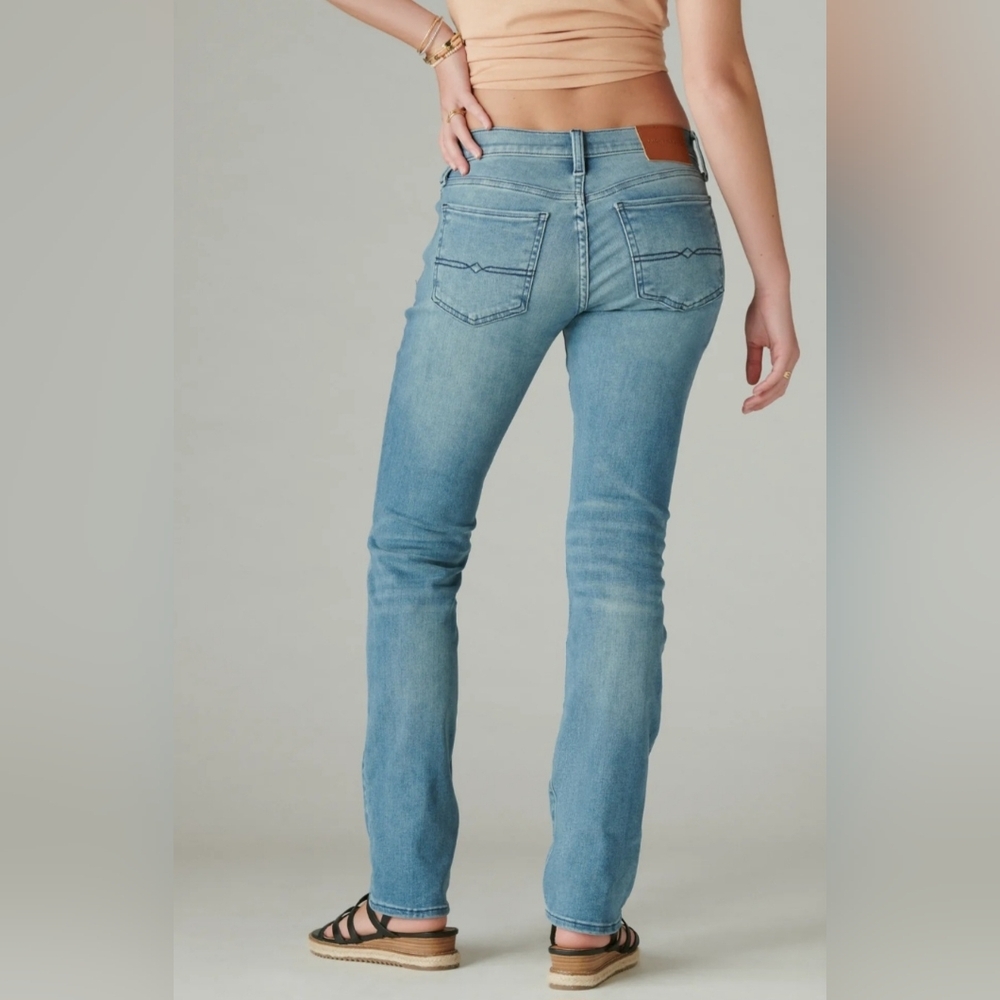 🛍 Lucky Brand Mid Rise Sweet Straight Glass Mount Denim Jeans Size 10/30 - Picture 3 of 15